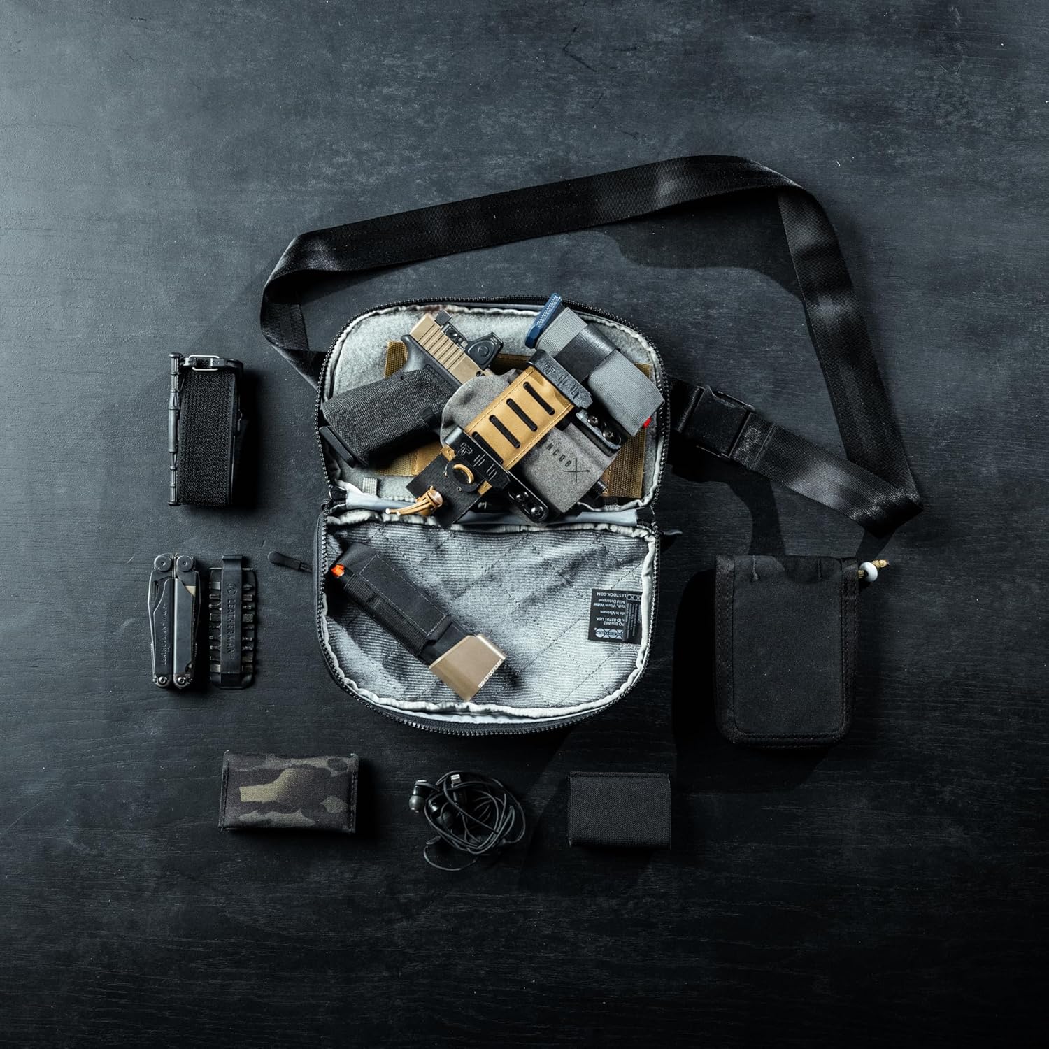 Eberlestock Fade Flex - Concealed Carry Waist Bag - Tactical Men's Fanny Pack with Adjustable Waist Belt - 10” W x 6”H x 3” D